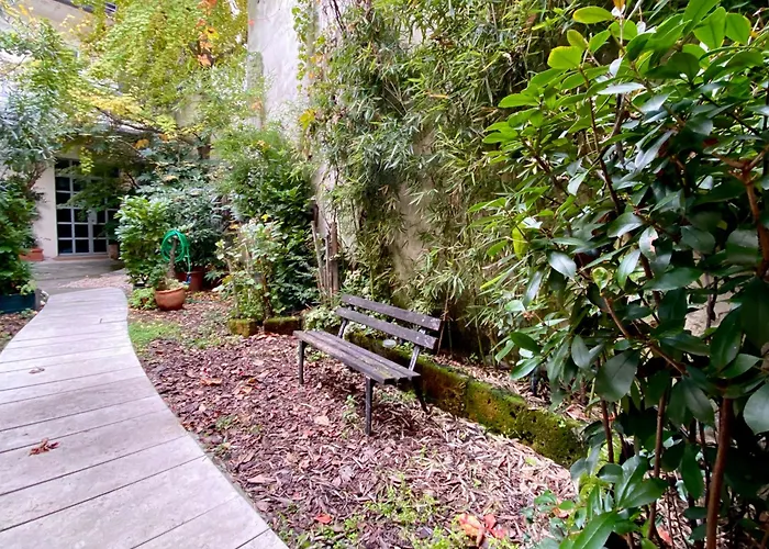 Room Sant Ambrogio With Private Terrace In Shared Flat