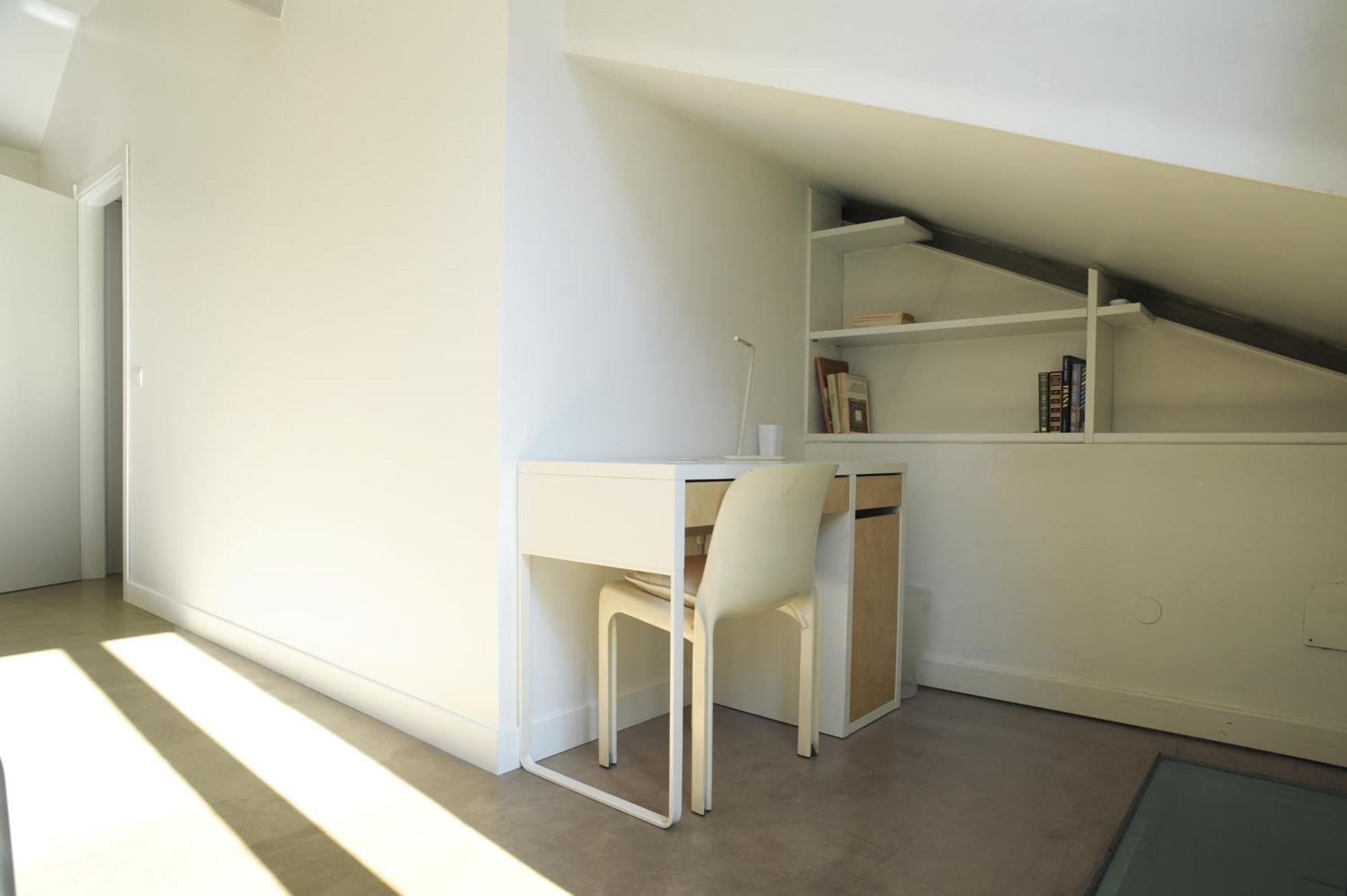 Sant Ambrogio With Private Terrace In Shared Flat * Milán